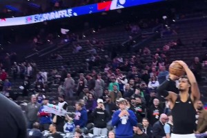 这就是外星人？2米26的文班亚马三分训练竟然24中23！😲